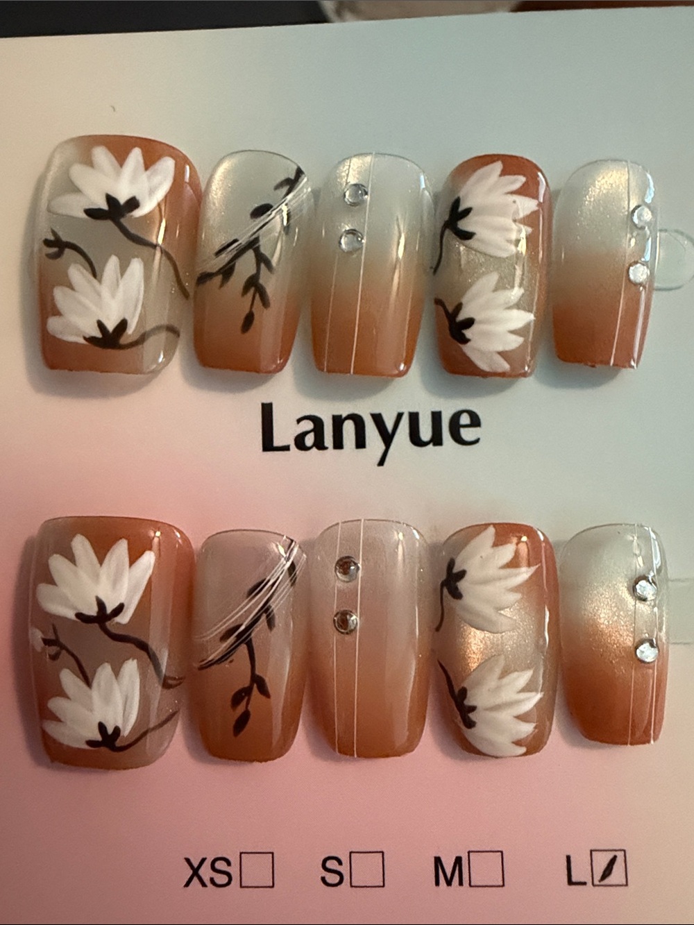 Floral Ombre handmade acrylic Press-On Nails with Rhinestones